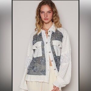 Women's White and Gray Jacket